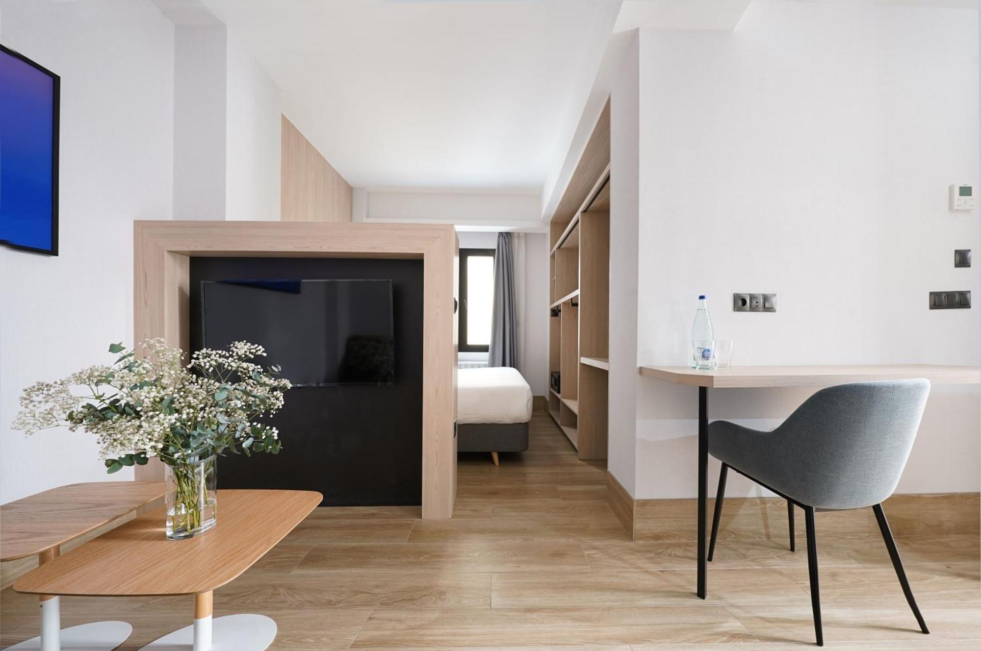 Numa Goya Apartahotel 4*